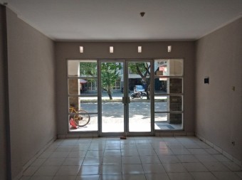 Ruko Dijual di Sukajaya Cibitung Bekasi Gramapuri Persada - Pintu Masuk